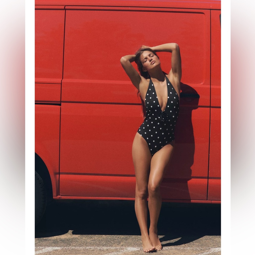 Zara halter polka dot raise floral swimsuit